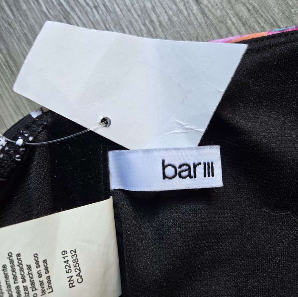 Bar III Medium Halter Black Geometric Feathered Daze Bikini Swimsuit NWT - Picture 5 of 9